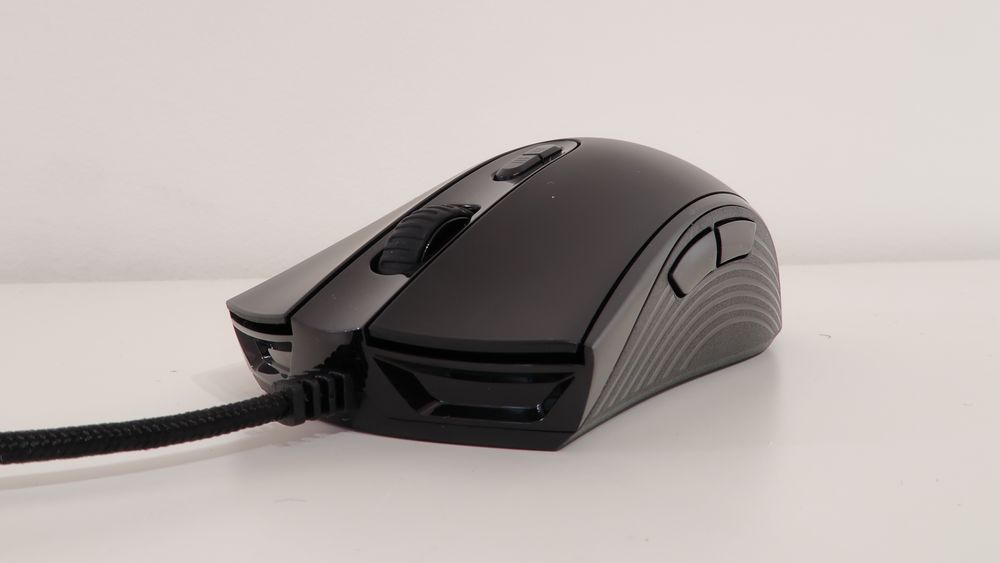 TEST: HyperX Pulsefire Core Gamer.no TEST: HyperX Pulsefire FPS Pro Gamer.no